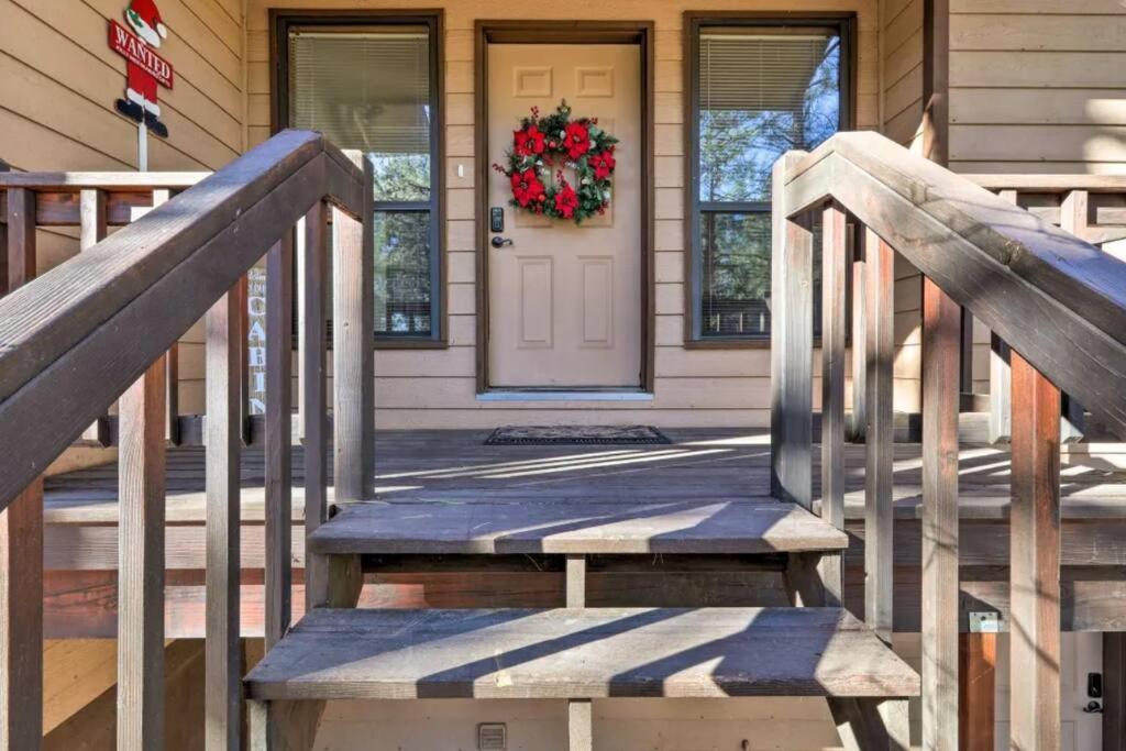 Kathys Cabin, King Bed, Hot Tub, Near-Nau & Downtown Attractions, Perfect Year-Round Mountain Getaway Флегстафф Екстер'єр фото