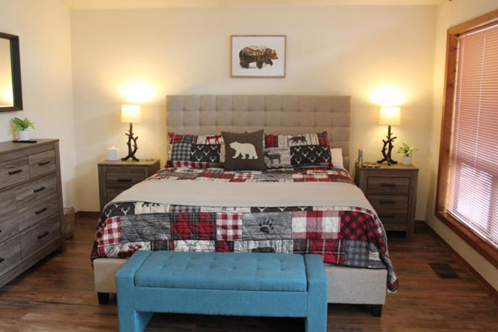 Kathys Cabin, King Bed, Hot Tub, Near-Nau & Downtown Attractions, Perfect Year-Round Mountain Getaway Флегстафф Екстер'єр фото